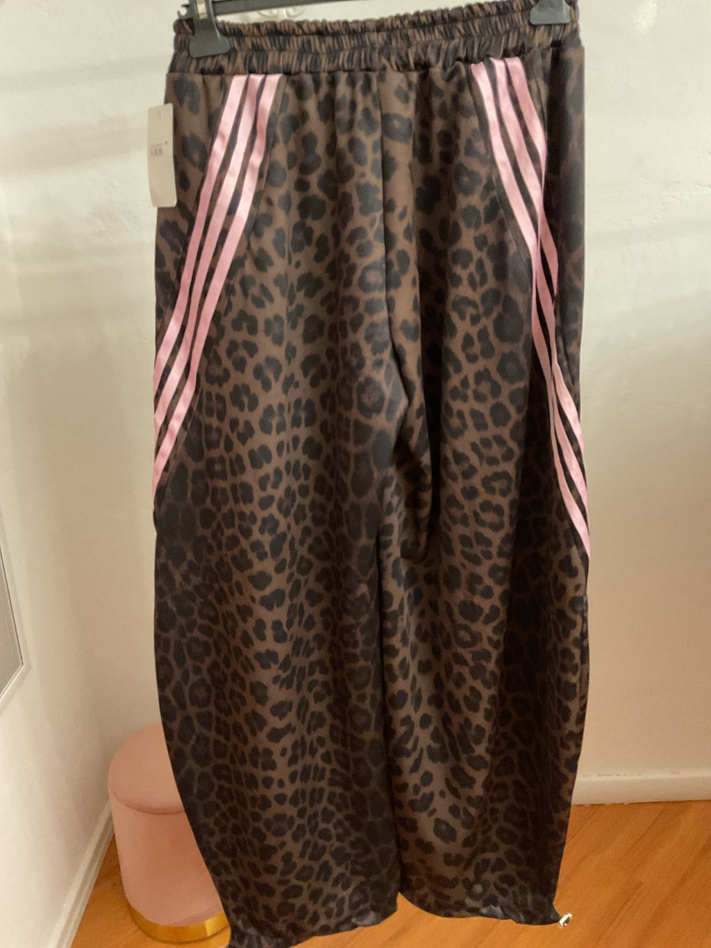 Pantaloni maculati